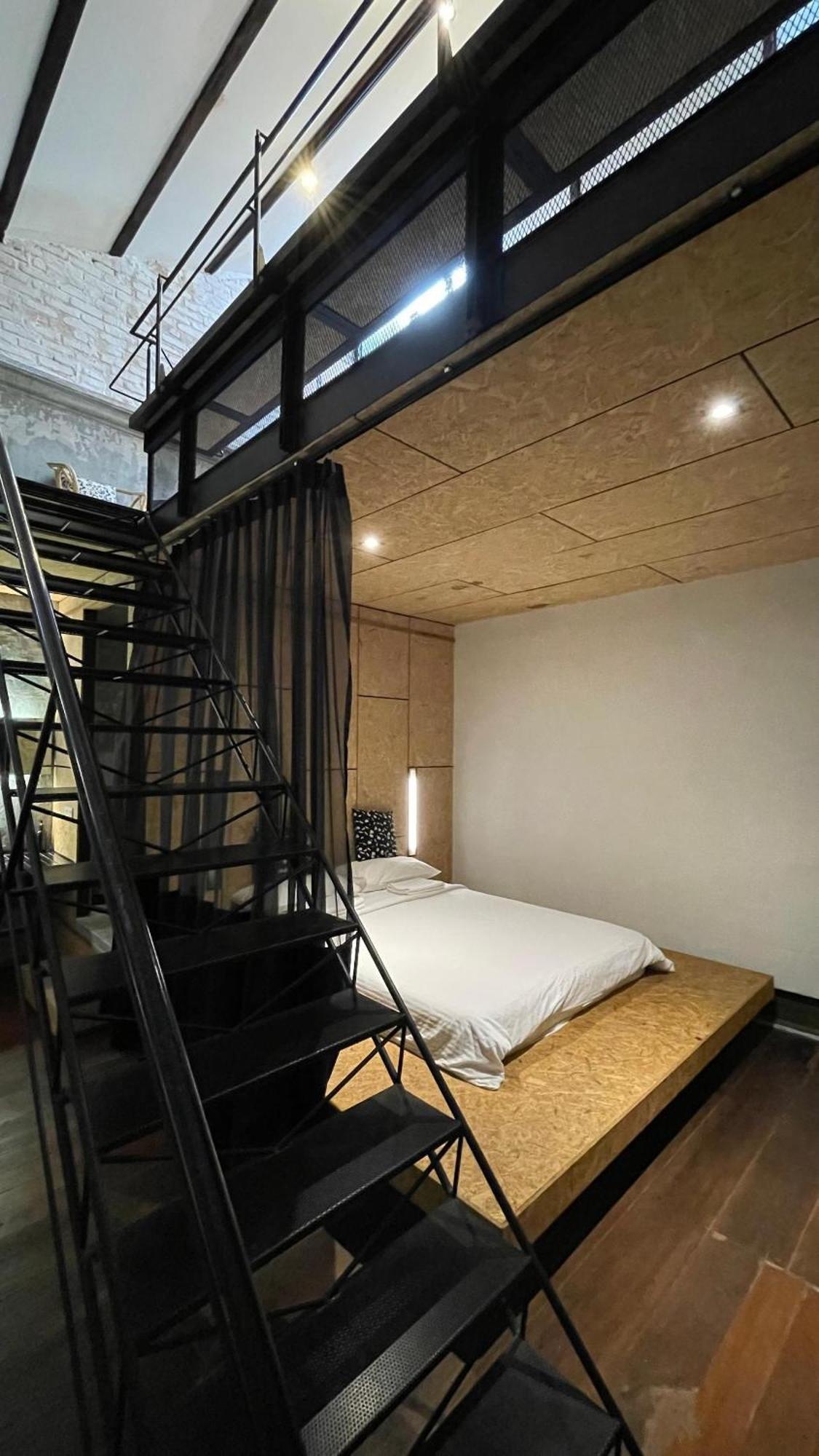 Belakang Kong Heng Ipoh Hotel Bagian luar foto